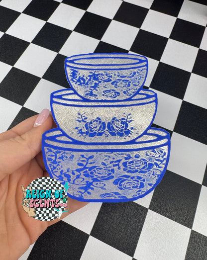 Pyrex Bowls